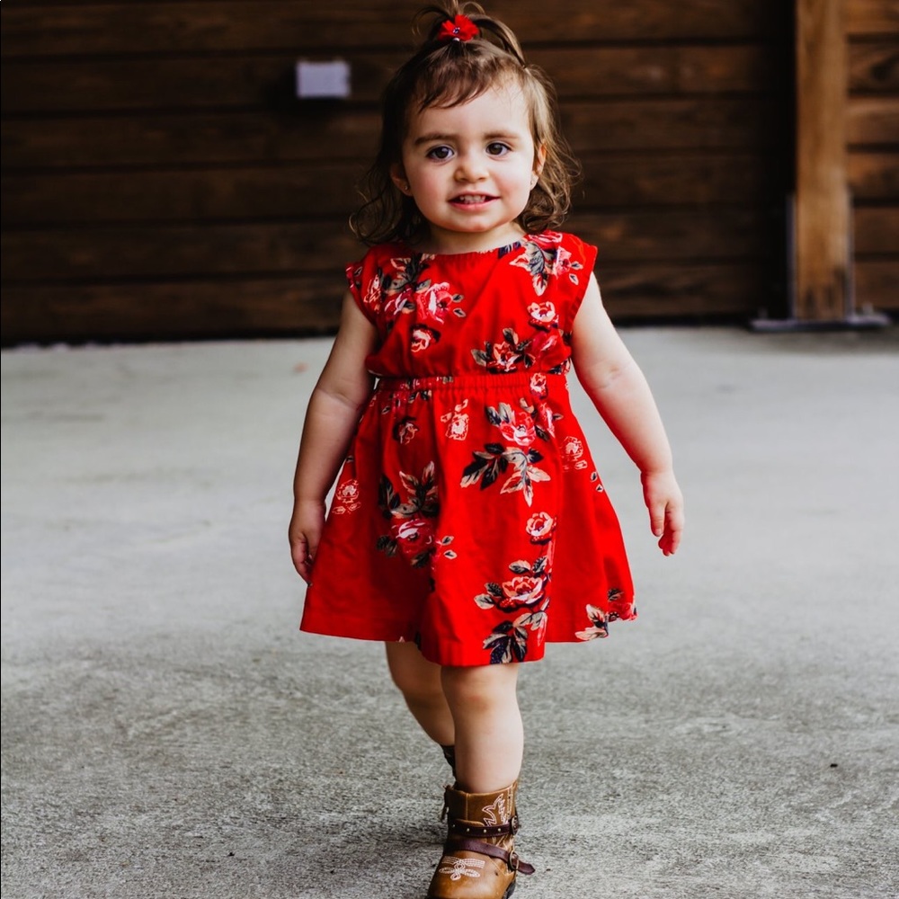 EUC Baby girl dress Old Navy size 6-12